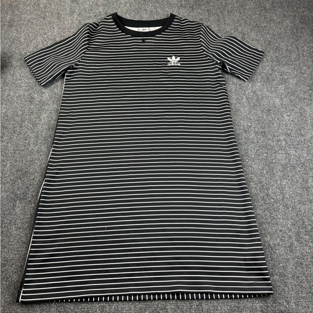 ADIDAS Women’s Trefoil Black/White Stripe T-Shirt Dress size: Small